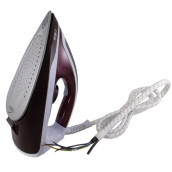 Fer à repasser avec cordon